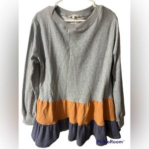 NWOT Easel Oversized Ruffle Tiered Sweatshirt (S)
